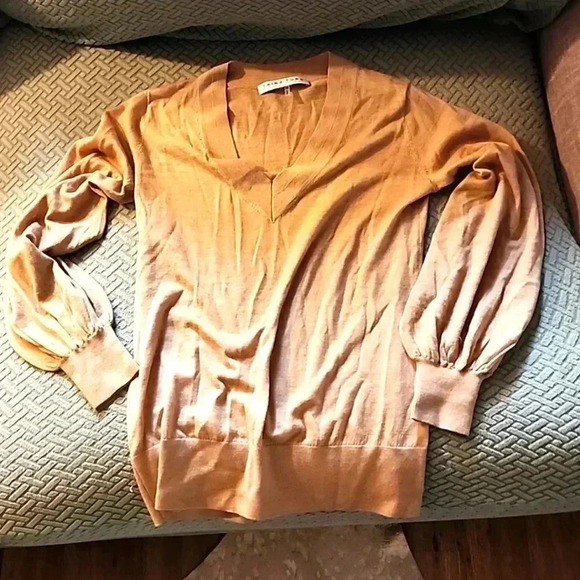 Trina Turk 100% Merino Wool Sweater - Picture 1 of 5